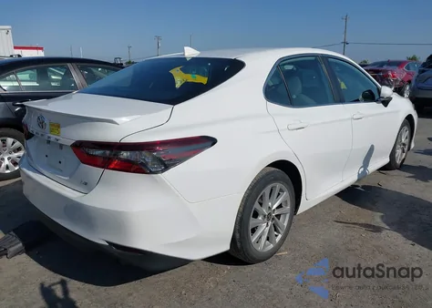 2021 Toyota Camry Le from USA, damaged, VIN 4T1C11AKXMU580657